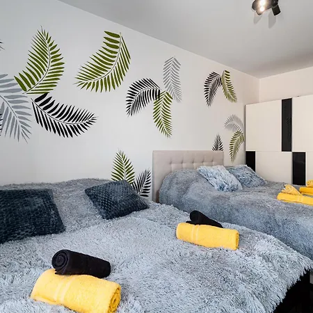 Crown Tiger Penthouse Πράγα